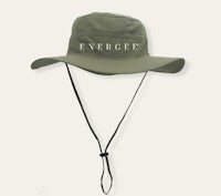 a green bucket hat with the word everge on it