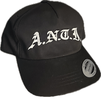 a black hat with the word dna on it