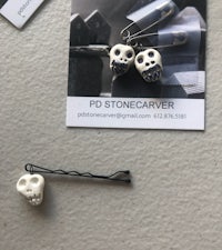 pd stonegraver skull hair pins