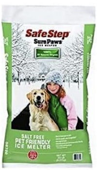 a bag of safe step pet food with a dog in it
