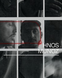 a photo of a man's face with the words'hinos munoz'