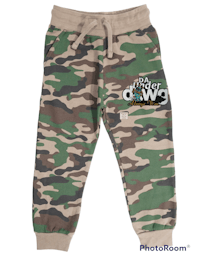 a pair of camouflage joggers with the word'dawgs'on them