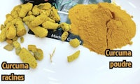 curcuma powder and turmeric powder on a plate