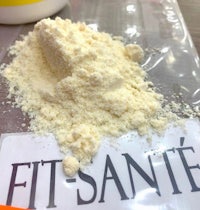 a bag of powder with the word fit - sante on it