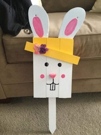 easter bunny yard sign